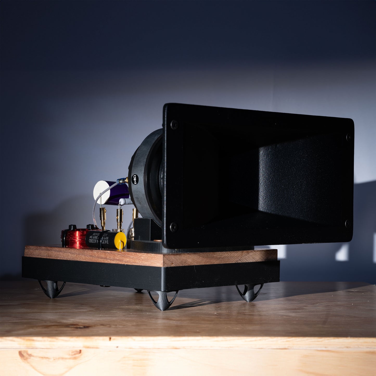 Horn X 2PRO Engine with Foundation Cabinet (PAIR)