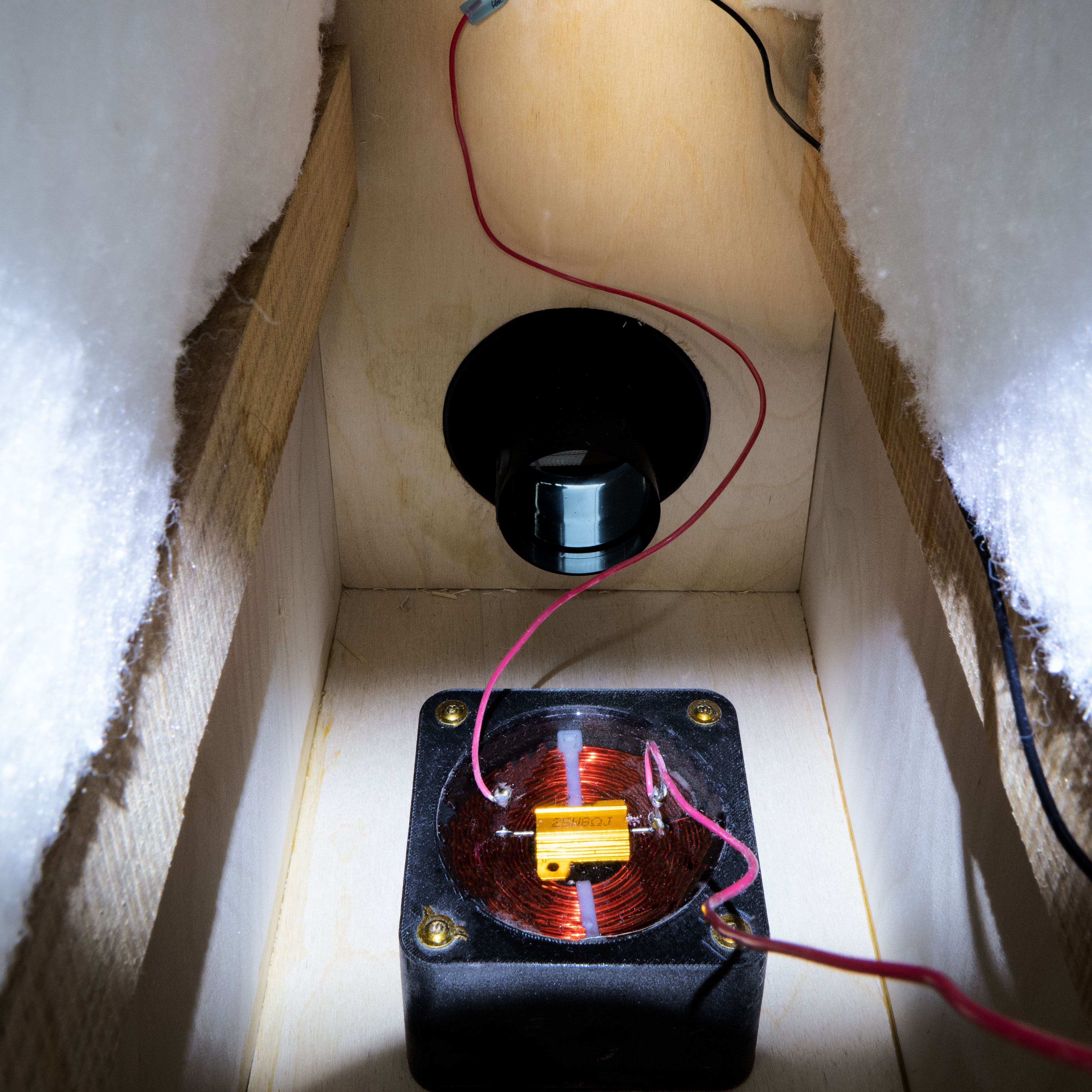 Horn X 2PRO Engine with Foundation Cabinet (PAIR)